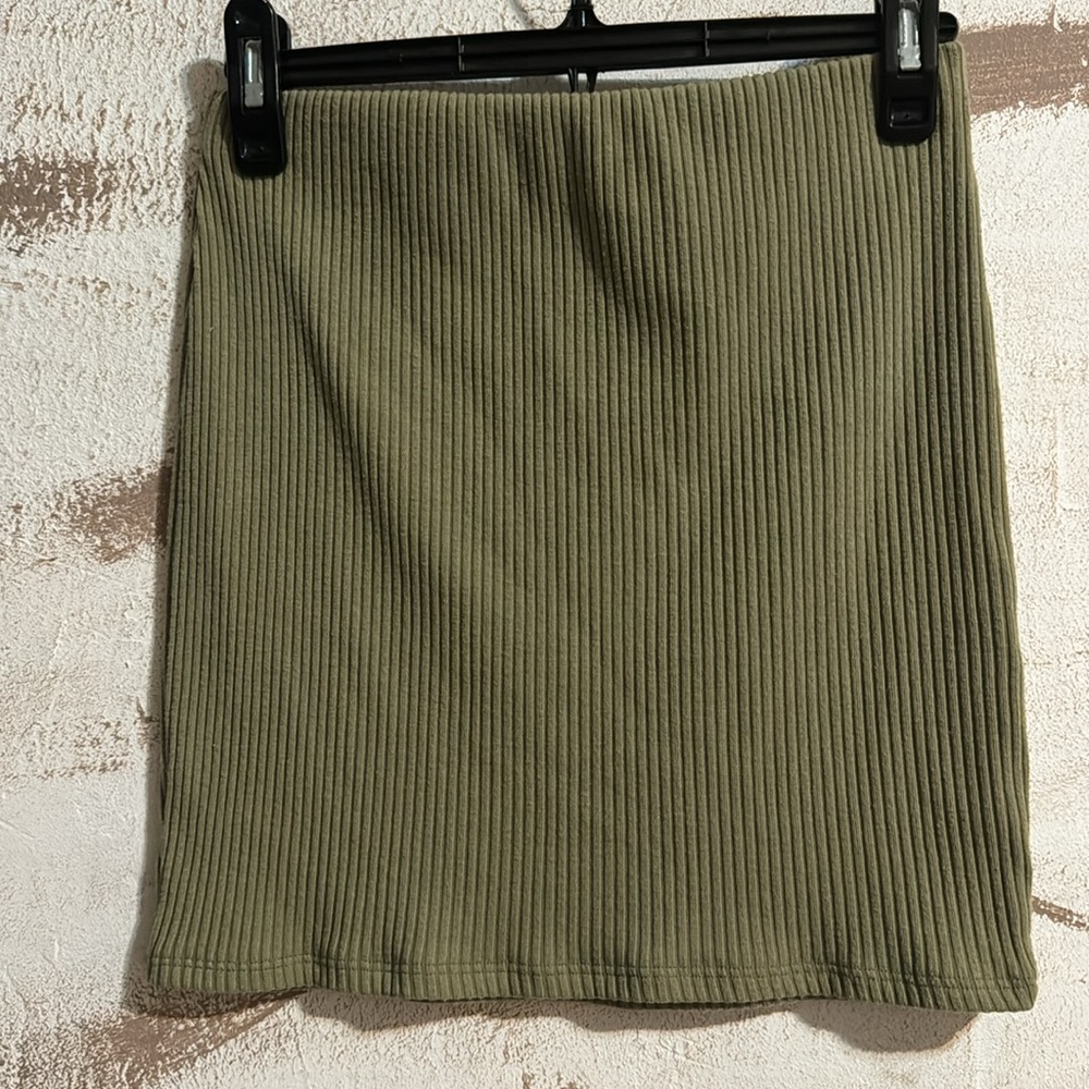 IRIS Ribbed Mini Skirt - Picture 2 of 2
